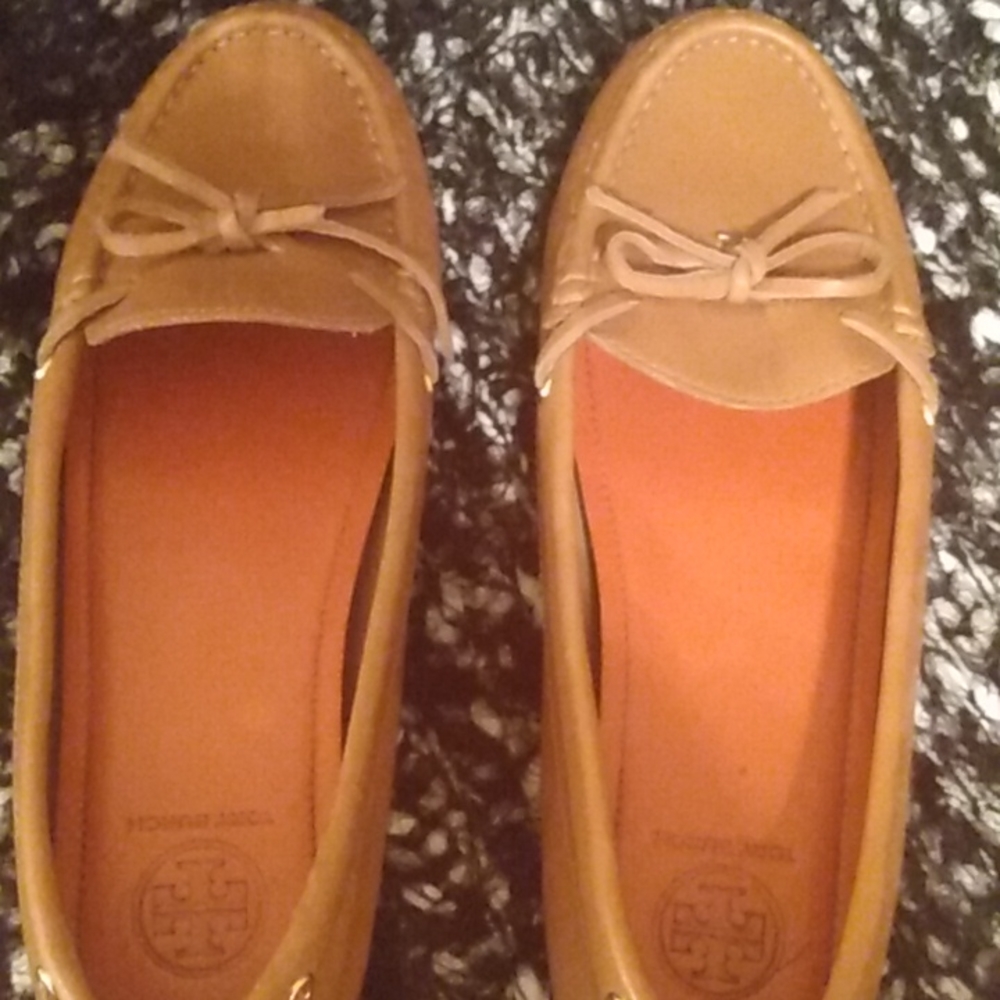 Authentic Tory Burch loafers